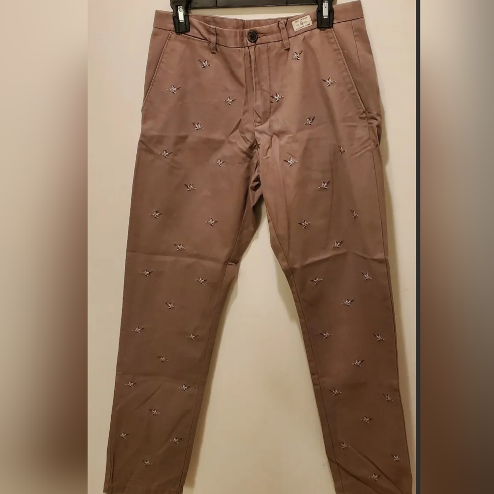 Tommy Hilfiger Chino pant Men size 31 New